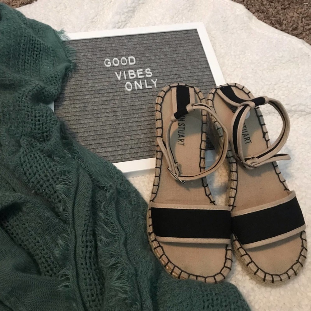 Colin Stuart Wedges Size 9 - image 1